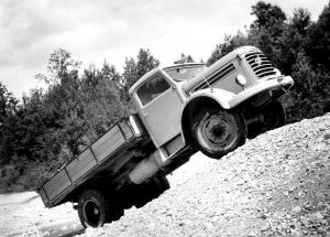 Steyr 586 zgk Allrad Dreiseitenkipper '1958